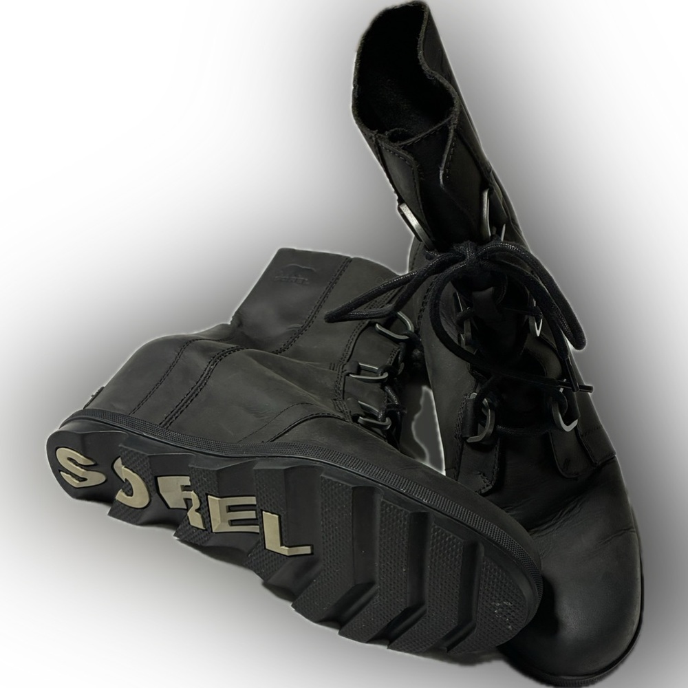 SOREL | Joan of Arctic Wedge | Black Leather Boots | Size 10.5